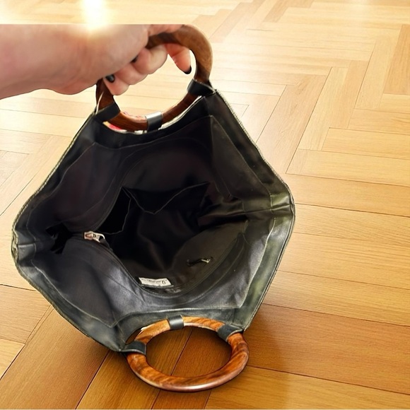 🌼 Claire V. Floral Handbag | Bamboo Handles | Silk Lined Vintage Tote - Picture 7 of 11